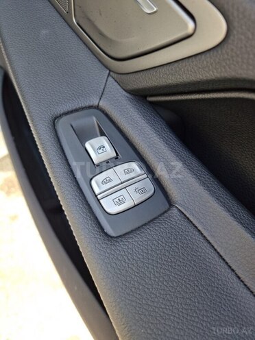 BMW  2018, 65,000 km - 2.0 l - Bakı