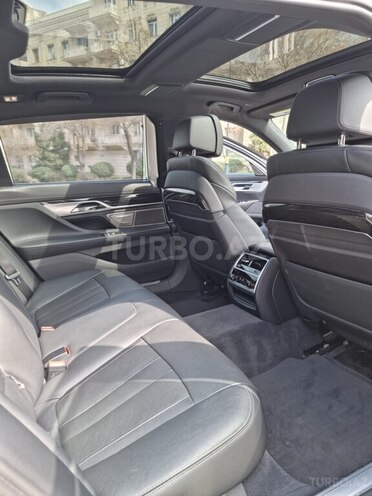 BMW  2018, 65,000 km - 2.0 l - Bakı