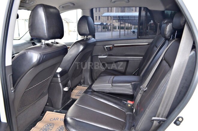 Hyundai Santa Fe 2010, 205,000 km - 2.0 л - Quba