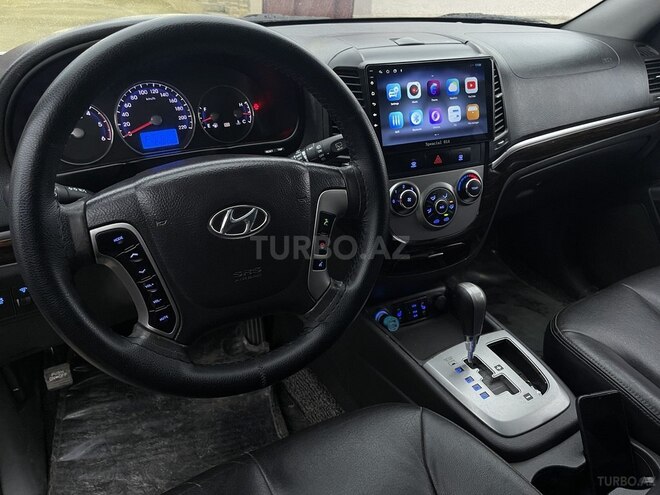 Hyundai Santa Fe 2010, 205,000 km - 2.0 л - Quba