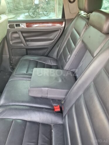 Volkswagen Touareg 2005, 220,000 km - 4.2 л - Bakı