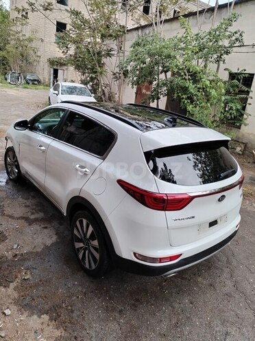 Kia Sportage 2017, 130,523 km - 2.0 л - Bakı