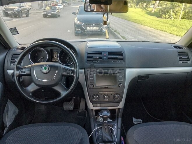 Skoda Yeti 2011, 121,000 km - 1.2 l - Bakı