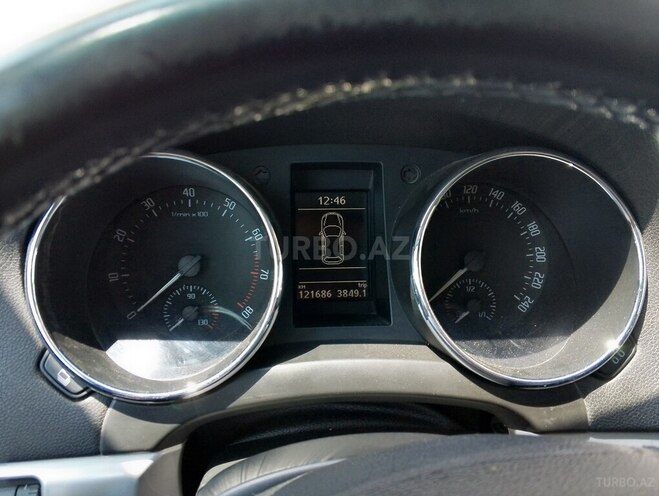 Skoda Yeti 2011, 121,000 km - 1.2 l - Bakı