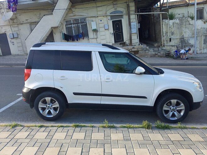 Skoda Yeti 2011, 121,000 km - 1.2 l - Bakı