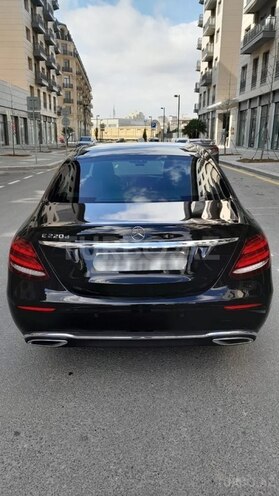 Mercedes E 220 d 2018, 180,000 km - 2.0 l - Bakı