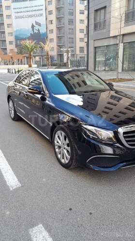 Mercedes E 220 d 2018, 180,000 km - 2.0 l - Bakı