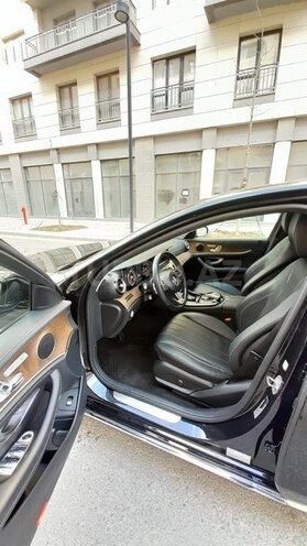 Mercedes E 220 d 2018, 180,000 km - 2.0 l - Bakı