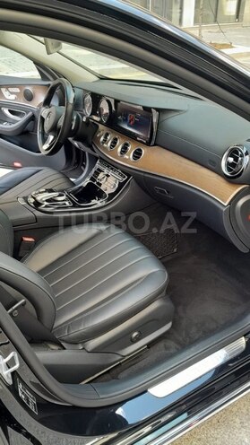 Mercedes E 220 d 2018, 180,000 km - 2.0 l - Bakı