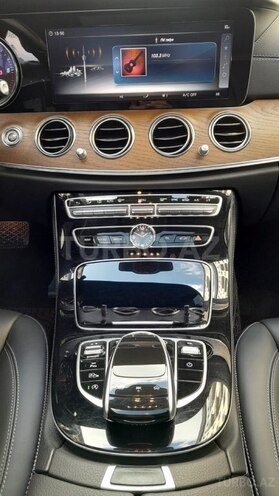 Mercedes E 220 d 2018, 180,000 km - 2.0 l - Bakı