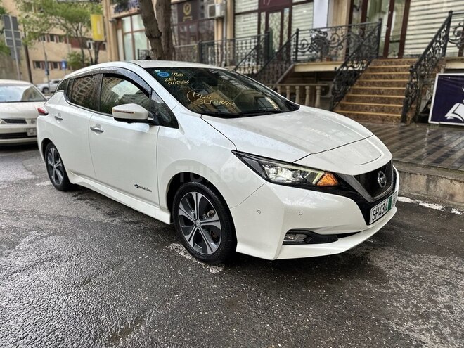 Nissan Leaf 2019, 99,999 km - 0.0 l - Bakı