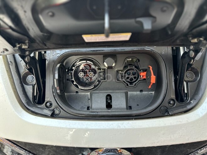 Nissan Leaf 2019, 99,999 km - 0.0 l - Bakı
