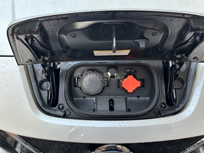 Nissan Leaf 2019, 99,999 km - 0.0 l - Bakı