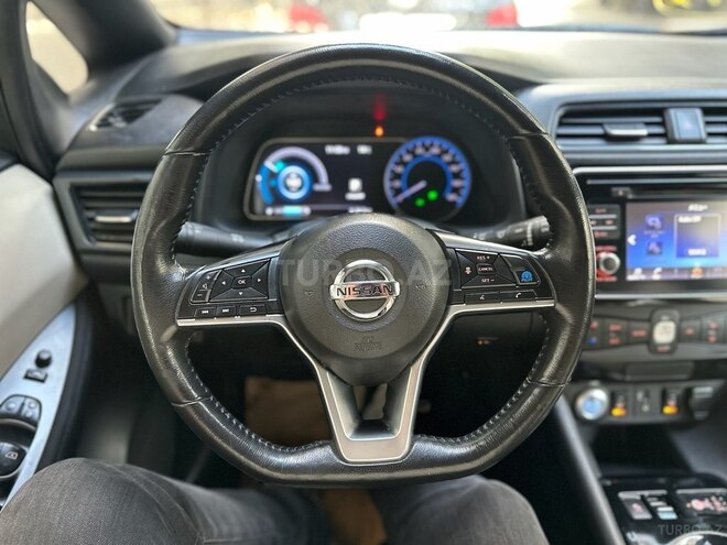 Nissan Leaf 2019, 99,999 km - 0.0 l - Bakı