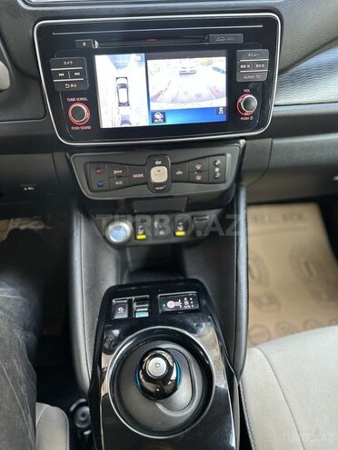 Nissan Leaf 2019, 99,999 km - 0.0 l - Bakı