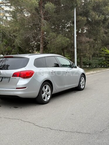 Opel Astra 2012, 277,000 km - 1.3 l - Bakı