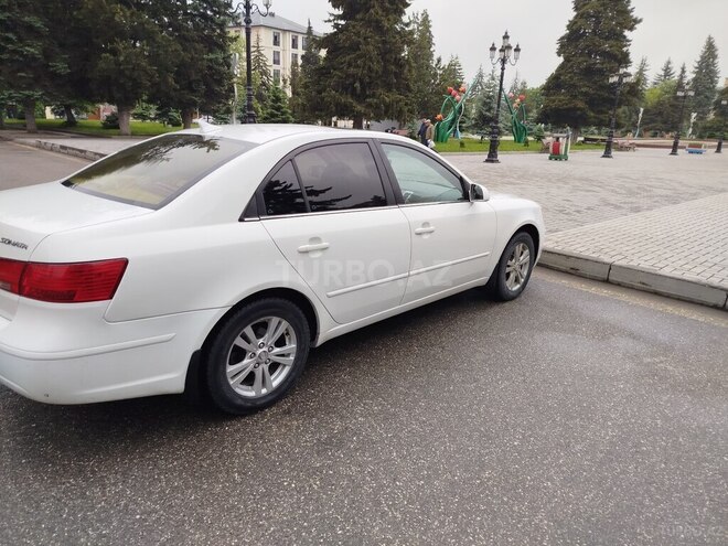 Hyundai Sonata 2009, 289,682 km - 2.4 l - Qusar