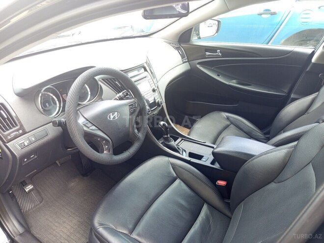 Hyundai Sonata 2013, 288,000 km - 2.0 l - Bakı