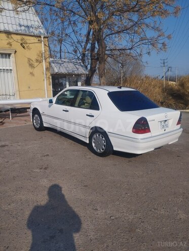Mercedes C 230 2000, 278,113 km - 2.3 л - Ağcabədi