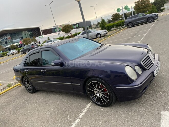 Mercedes E 200 1999, 200,000 km - 2.0 l - Bakı