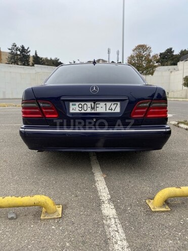 Mercedes E 200 1999, 200,000 km - 2.0 l - Bakı
