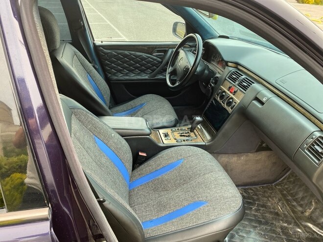 Mercedes E 200 1999, 200,000 km - 2.0 l - Bakı