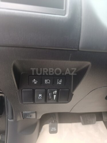 Toyota Prius V 2016, 297,729 km - 1.8 l - Bakı