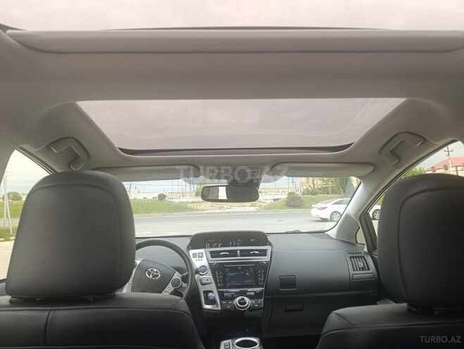 Toyota Prius V 2016, 297,729 km - 1.8 l - Bakı