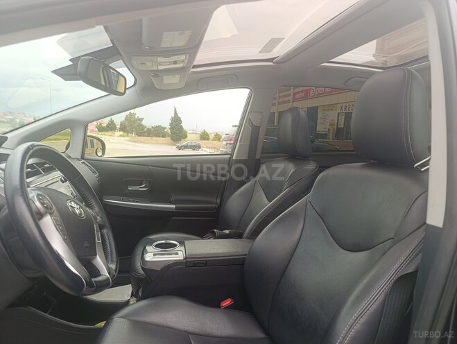 Toyota Prius V 2016, 297,729 km - 1.8 l - Bakı
