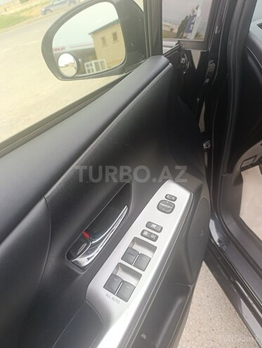 Toyota Prius V 2016, 297,729 km - 1.8 l - Bakı