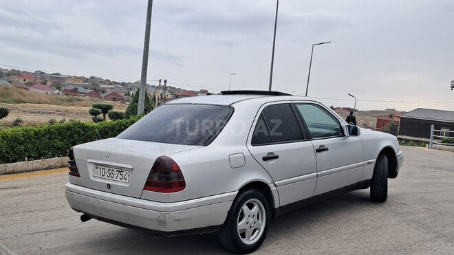 Mercedes C 220 d 1997, 250,000 km - 2.2 l - Bakı