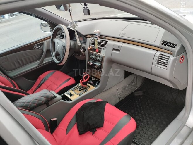 Mercedes E 240 2000, 362,000 km - 2.4 l - Bakı