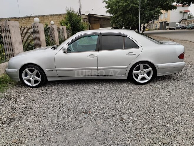 Mercedes E 240 2000, 362,000 km - 2.4 l - Bakı