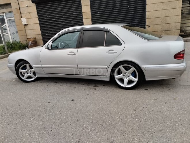 Mercedes E 240 2000, 362,000 km - 2.4 l - Bakı