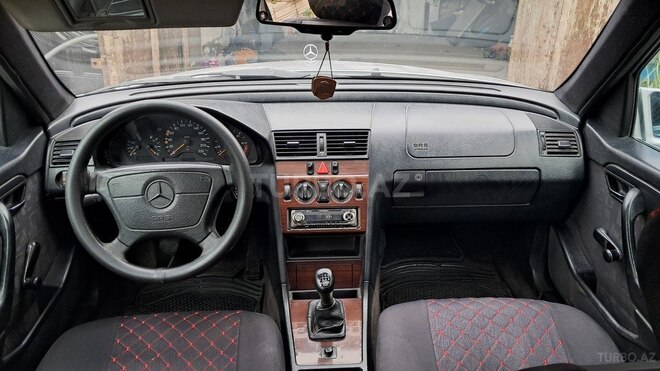 Mercedes C 220 d 1997, 250,000 km - 2.2 l - Bakı