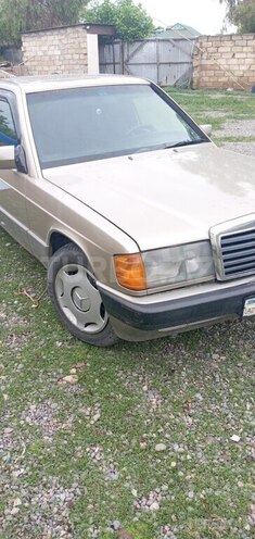Mercedes 190 1991, 415,781 km - 2.0 l - Sabirabad
