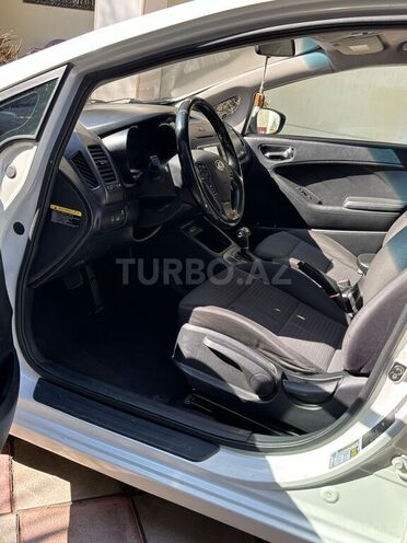 Kia Forte 2015, 180,000 km - 1.8 l - Bakı
