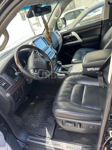 Toyota Land Cruiser 2019, 82,000 km - 4.6 l - Bakı