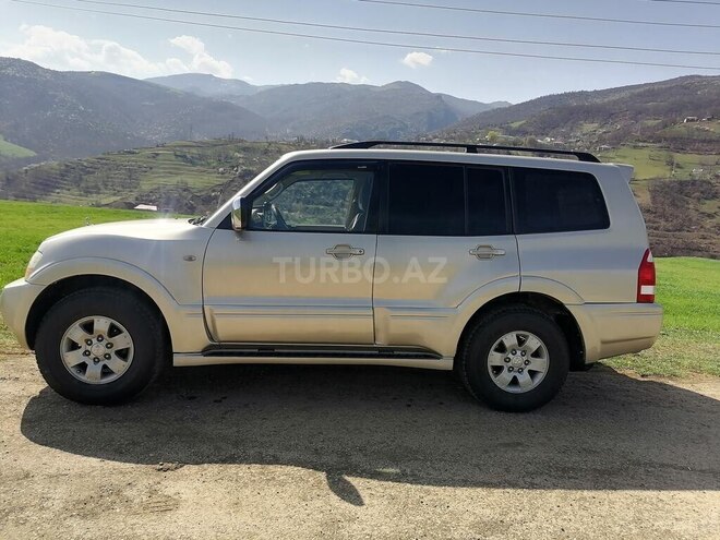 Mitsubishi Pajero 2004, 302,456 km - 3.0 l - Yardımlı