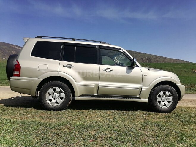Mitsubishi Pajero 2004, 302,456 km - 3.0 l - Yardımlı
