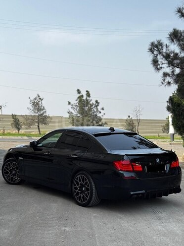 BMW 528 2013, 242,000 km - 2.0 l - Gəncə