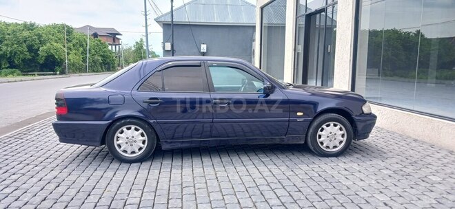 Mercedes C 180 1998, 360,000 km - 1.8 l - Zaqatala