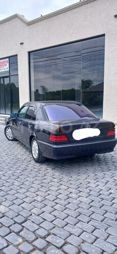 Mercedes C 180 1998, 360,000 km - 1.8 l - Zaqatala