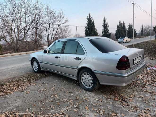 Mercedes C 180 1997, 106,000 km - 1.8 l - Qazax