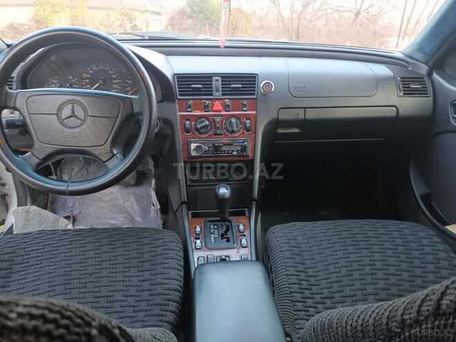 Mercedes C 180 1997, 106,000 km - 1.8 l - Qazax