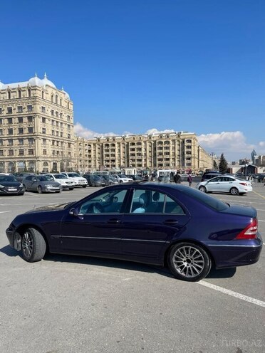 Mercedes C 240 2002, 300,000 km - 2.4 l - Bakı