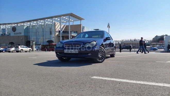 Mercedes C 240 2002, 300,000 km - 2.4 l - Bakı