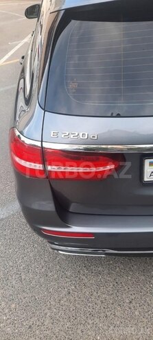 Mercedes E 220 d 2016, 295,000 km - 2.0 l - Bakı