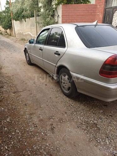 Mercedes C 180 1997, 270,000 km - 1.8 l - Sumqayıt