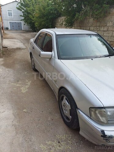 Mercedes C 180 1997, 270,000 km - 1.8 l - Sumqayıt